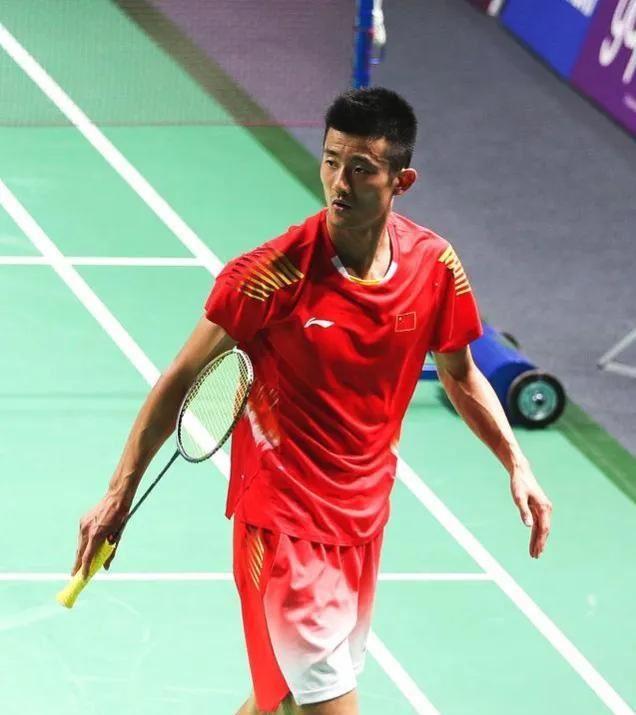 包含法国羽毛球队横扫泰国羽毛球队，谌龙完成帽子戏法的词条