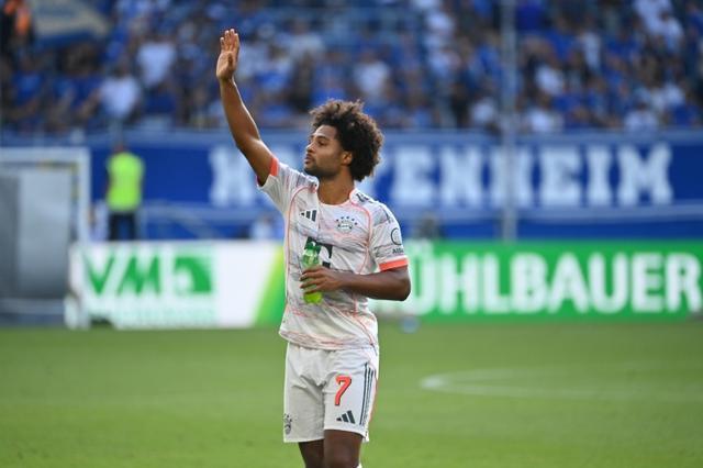 包含拜仁绝地反击日本，格纳布里爆发神勇的词条