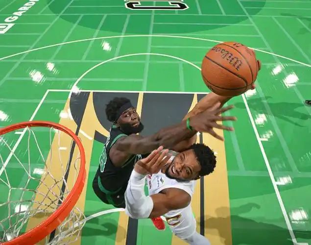 魔术险胜凯尔特人，利拉德一己之力扛起全队的简单介绍