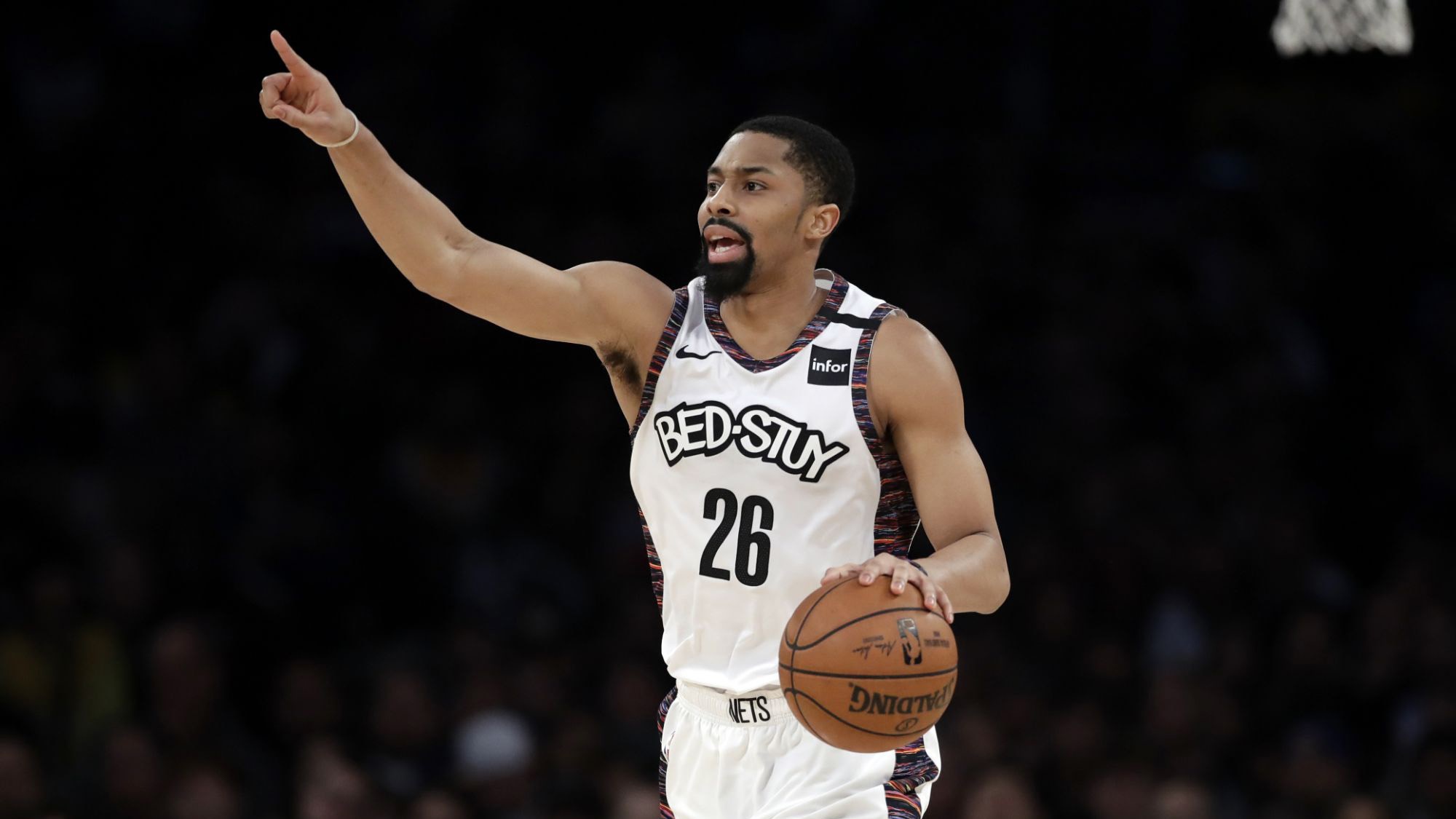 篮网轻取步行者,凯尔·库兹马送出助攻的简单介绍 篮网轻取步行者,凯尔·库兹马送出助攻的简单介绍