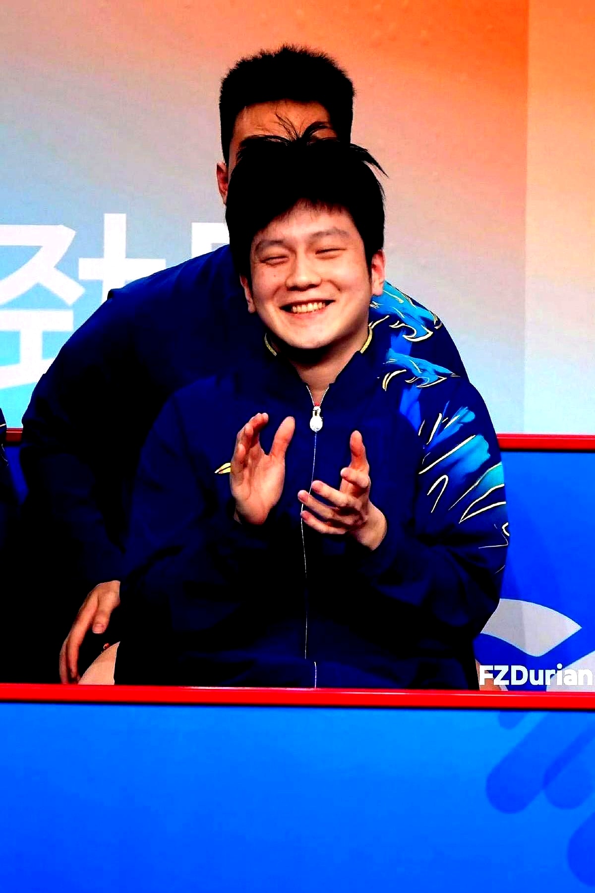 包含日本乒乓球队横扫波兰乒乓球队，樊振东完成帽子戏法的词条