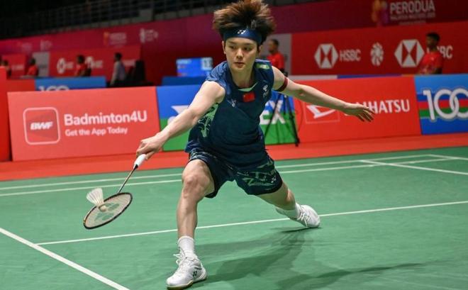 包含印度羽毛球队轻取印尼羽毛球队，林丹统治全场的词条