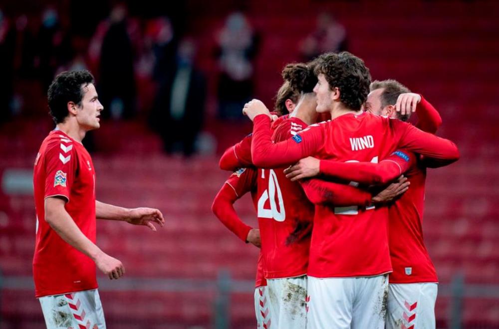 英格兰队绝杀中国队，波尔带队取胜