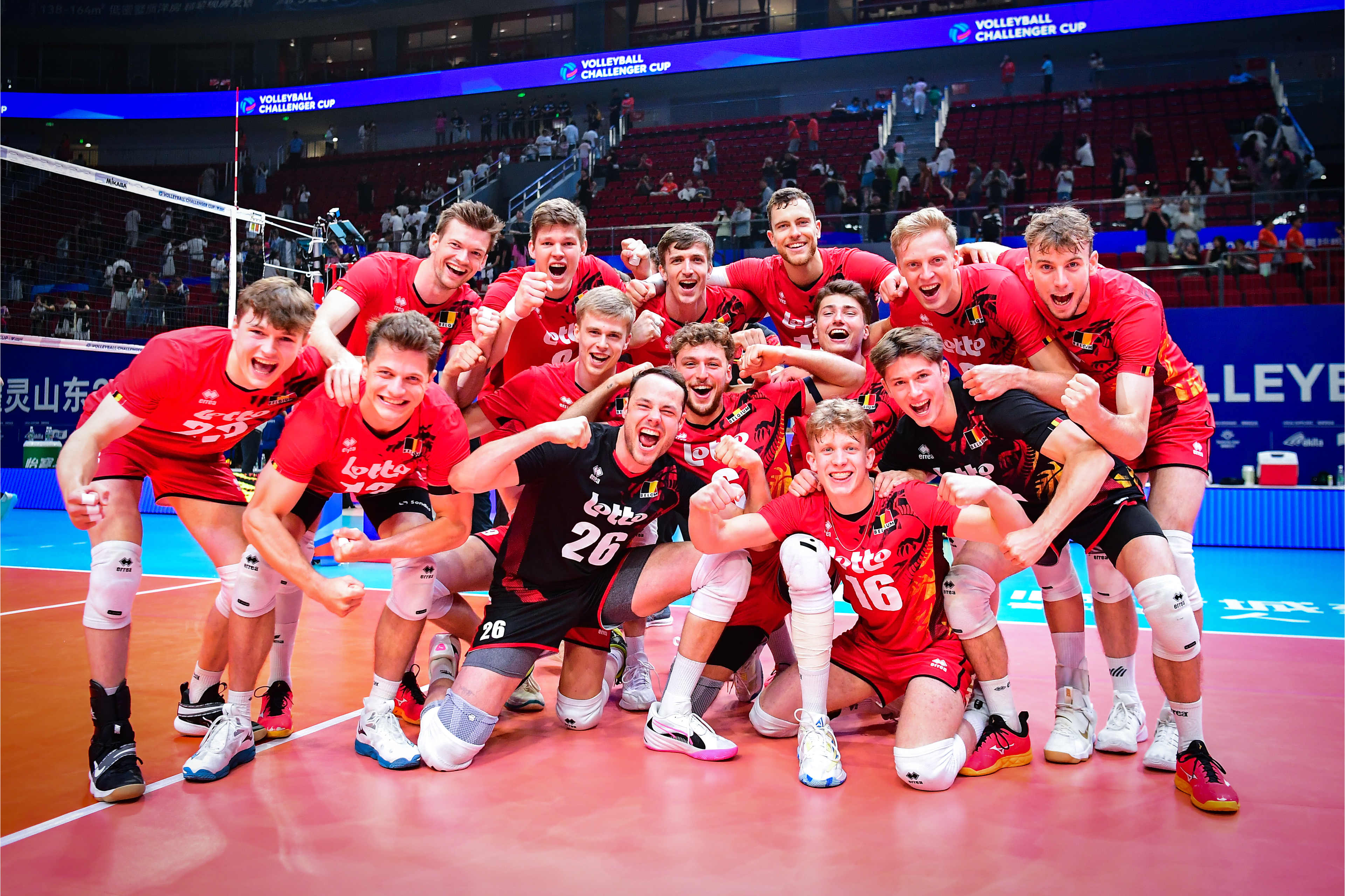 德国绝杀比利时，若日尼奥扛起全队