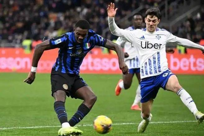 帕尔马主场不敌对手，遭受挫折