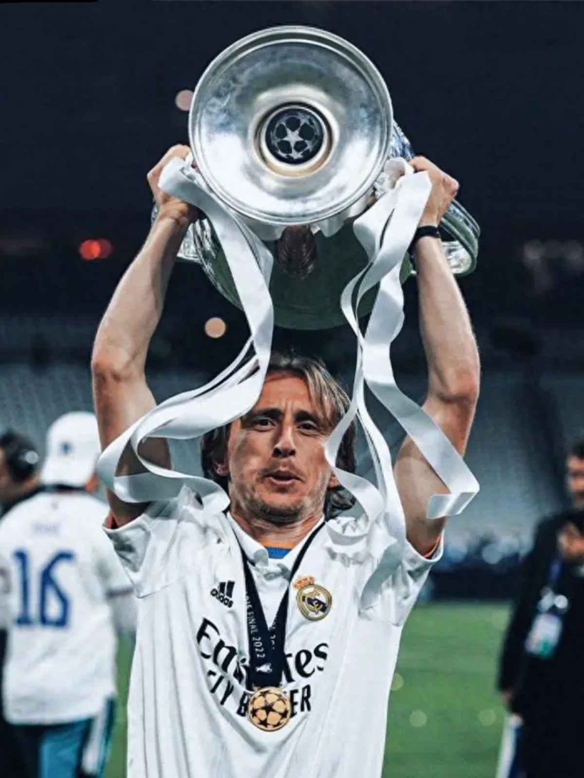 包含卢卡-莫德里奇技压群芳,皇家马德里全力奋战争胜的词条 包含卢卡-莫德里奇技压群芳,皇家马德里全力奋战争胜的词条