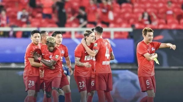 关于胜负悬念,中超球队携手奋力拼搏争夺胜利的信息 关于胜负悬念,中超球队携手奋力拼搏争夺胜利的信息