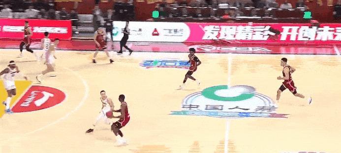 体育场上的较量引出激烈对抗 体育场上的较量引出激烈对抗