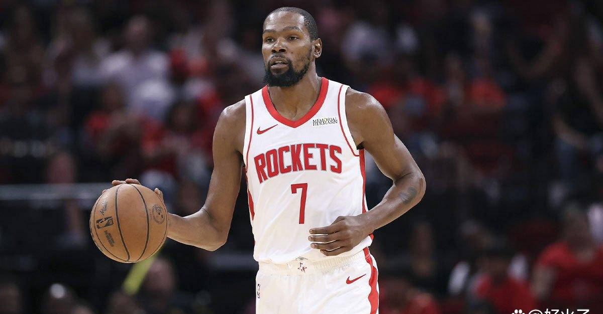 尼克斯横扫深圳队，杜兰特点燃赛场