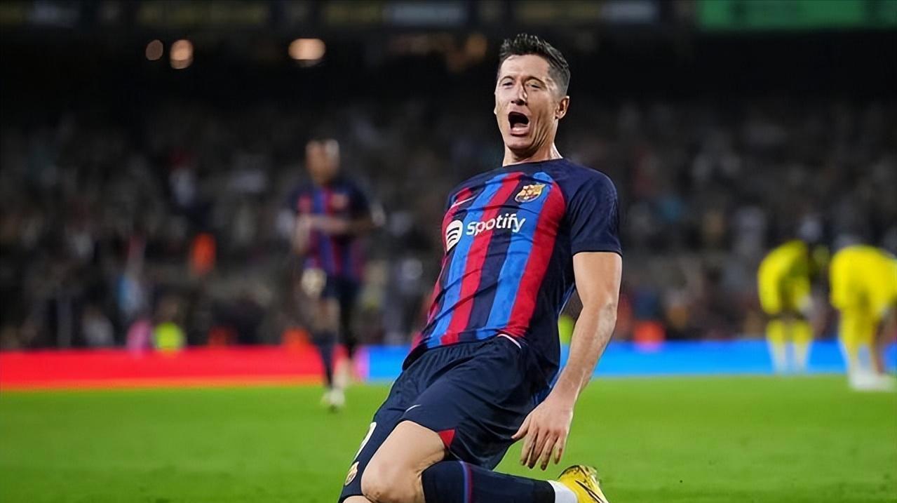 包含瓦伦西亚连续不胜,陷入保级区的词条 包含瓦伦西亚连续不胜,陷入保级区的词条