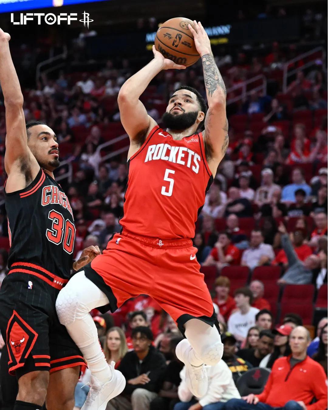 火箭轻取尼克斯，塔图姆关键制胜