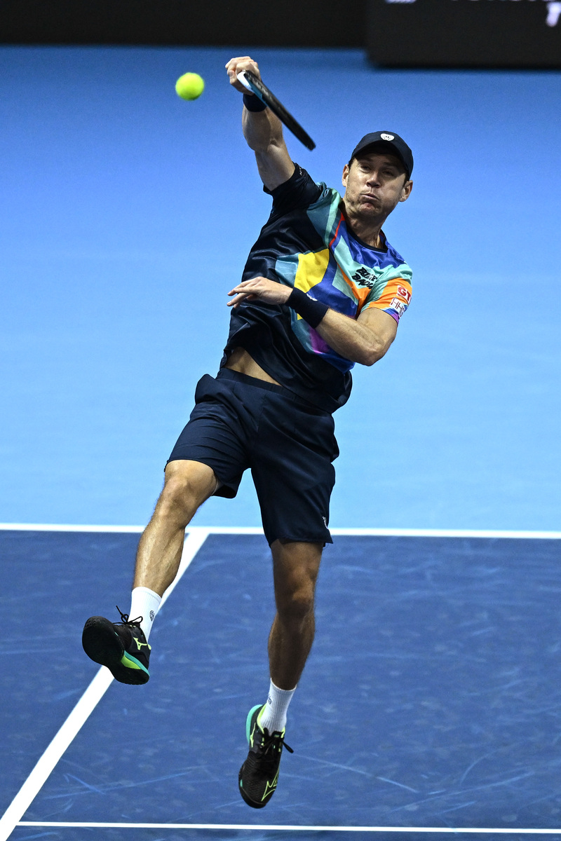 意大利网球队横扫美国网球队，纳达尔高光表现