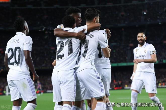 那不勒斯逆转巴萨，莫德里奇扛起全队的简单介绍