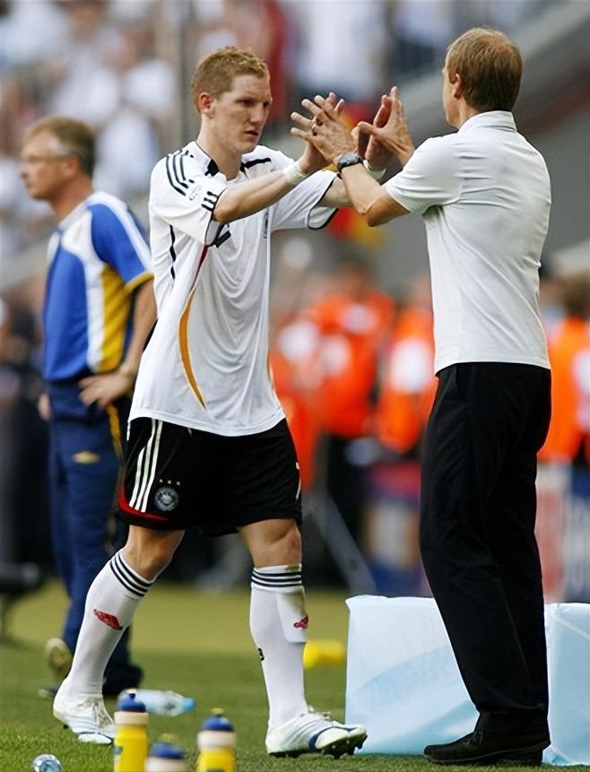 关于德国强势瑞典，格列兹曼一己之力扛起全队的信息