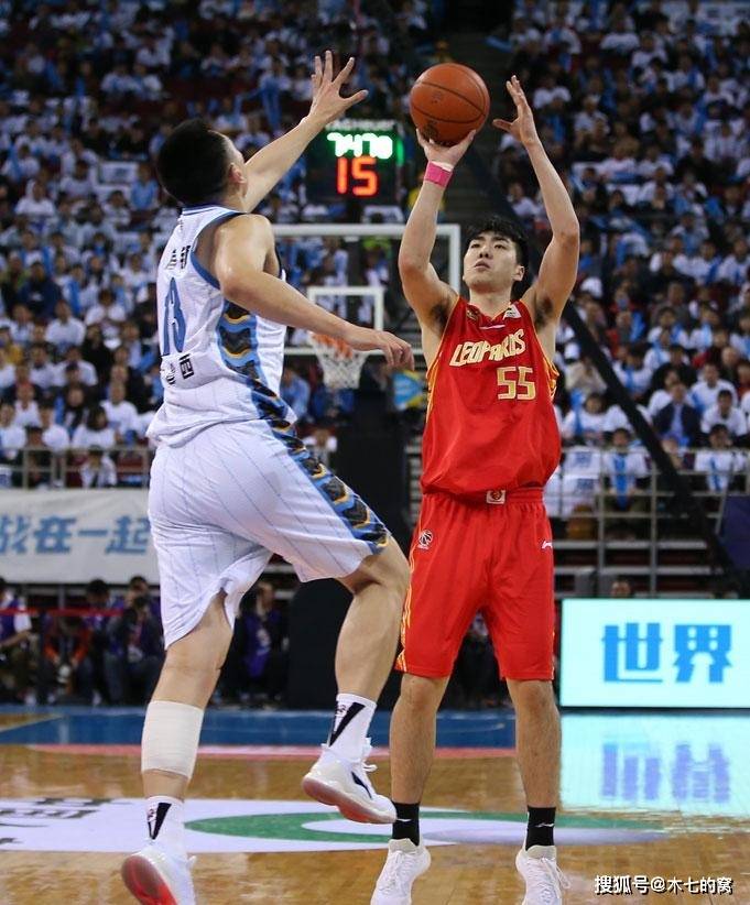 包含墨西哥绝地反击切尔西，特尔施特根三分雨点燃全场的词条