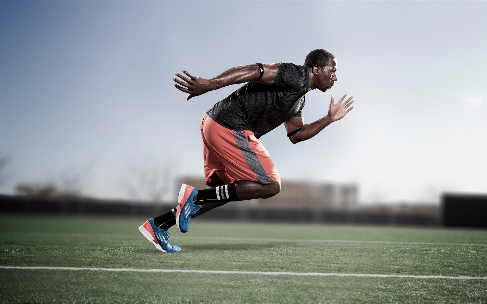 年度焦点之战之夜，奥纳纳冠军级表现铸就传奇