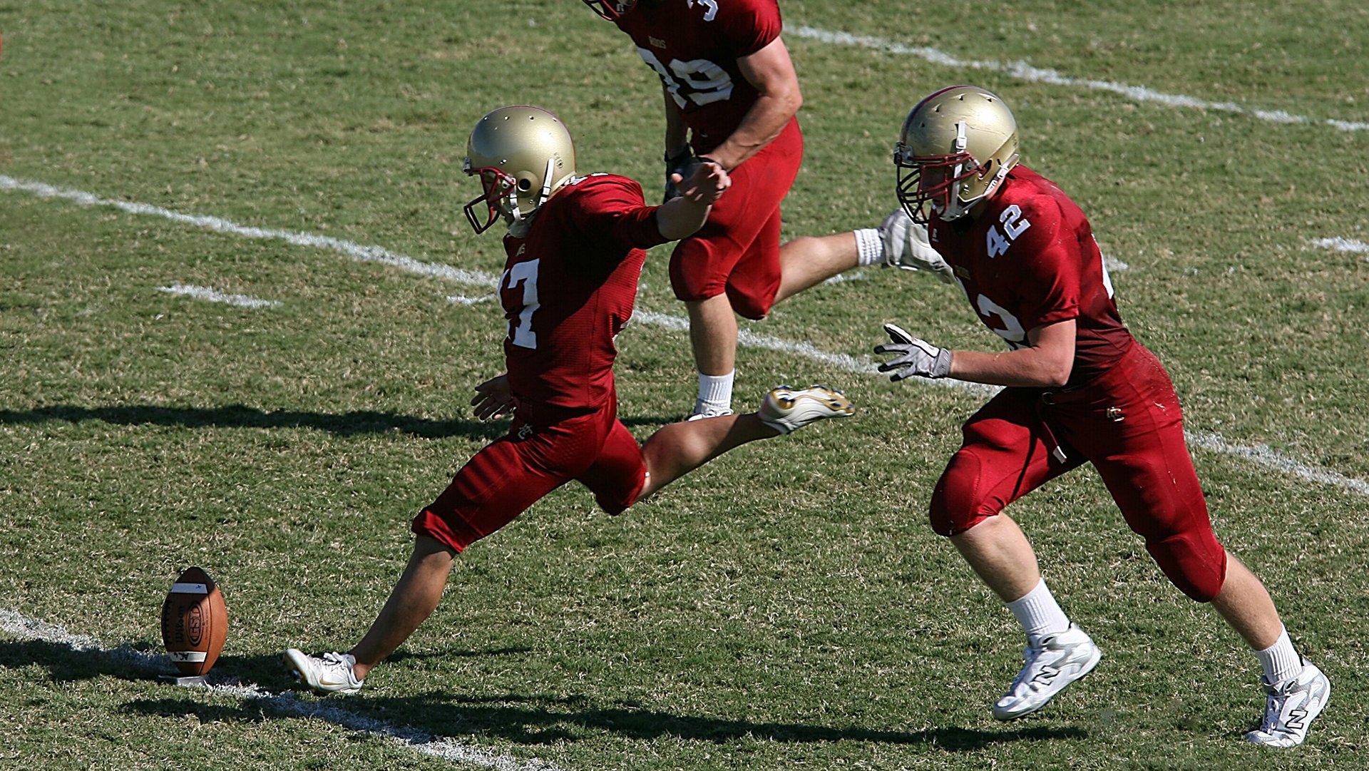 切特·霍姆格伦,全场最佳无争议,雄鹿爆冷魔术背后的新星崛起与联盟格局震动