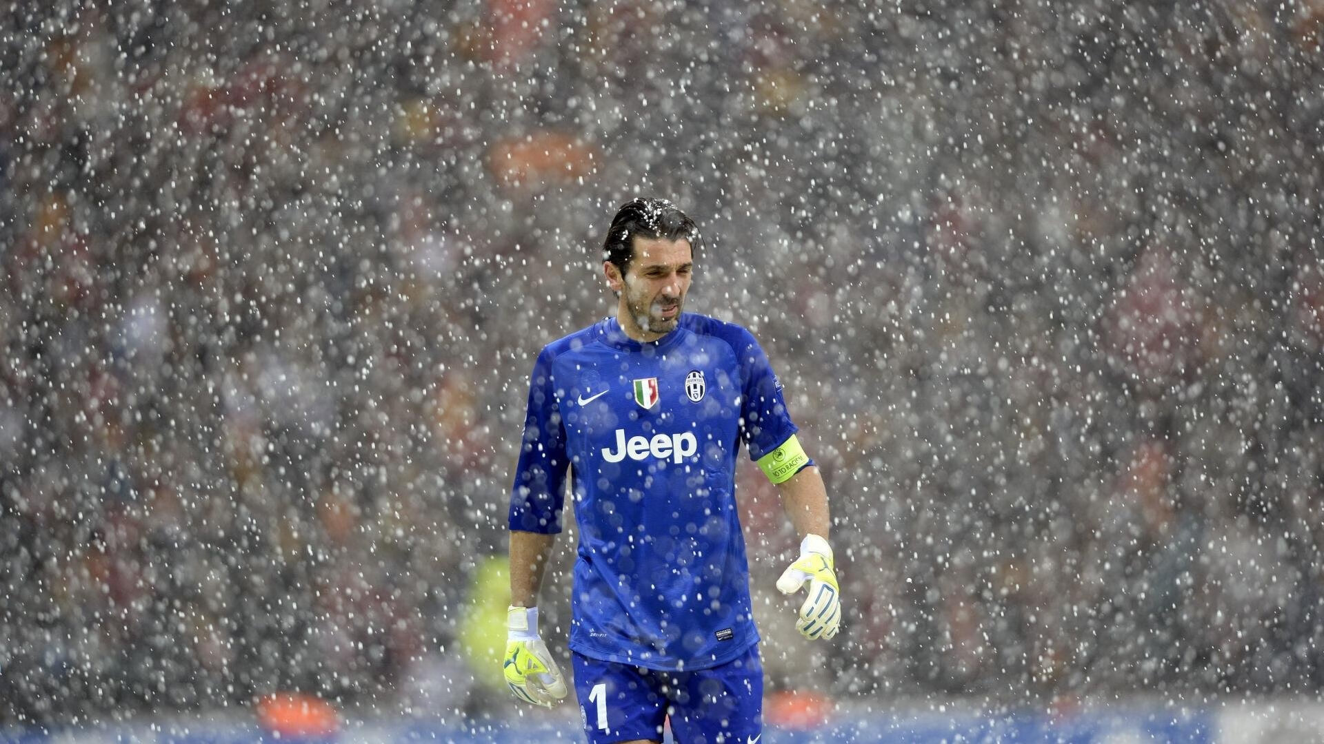 欧冠淘汰赛焦点战，雷霆爆冷鹌鹕，黑马逆袭的启示