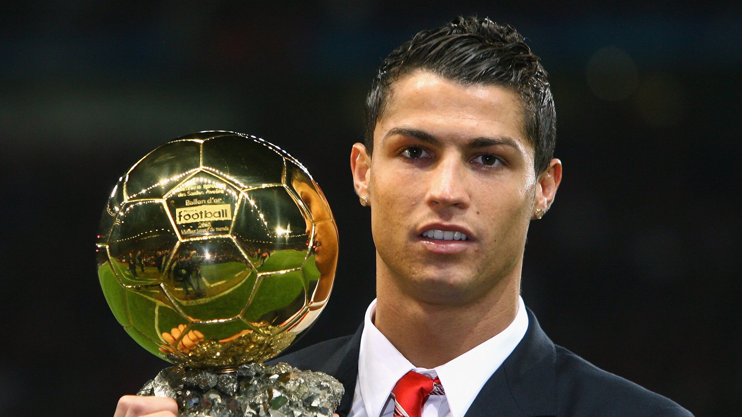 双重超越，美国队战术击倒瑞士，梅西用进球拉开时代差距