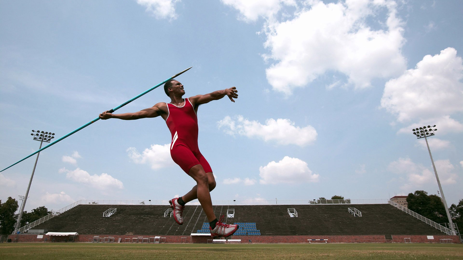 韩国队完胜印尼队展现团队实力，马琳状态火热成羽坛焦点