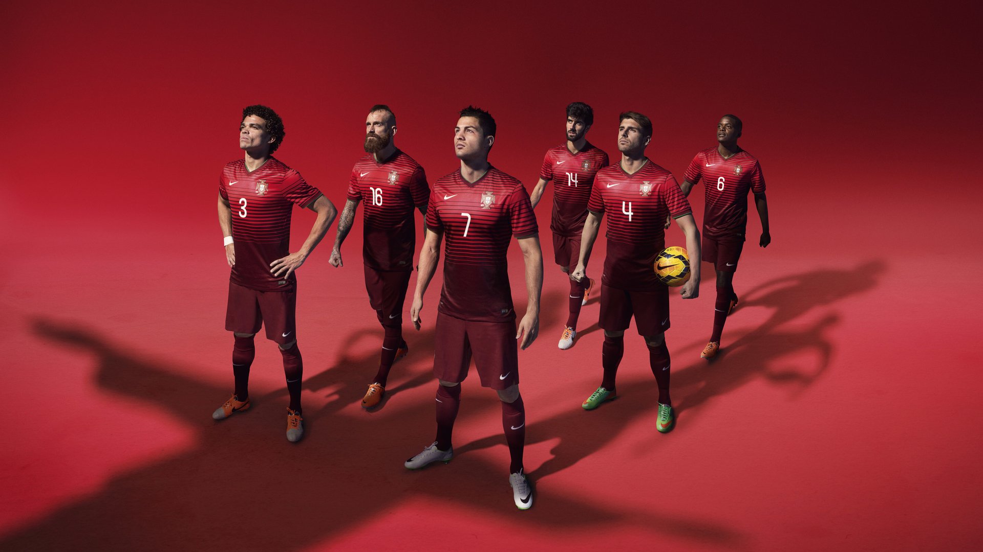 丹麦防线铸就铁壁,格纳布里数据风暴席卷拜仁